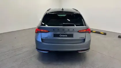Photo 3 Skoda Octavia  Combi 1.5 TSI Hybrid 150 ch ACT DSG7