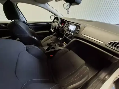 Photo 11 Renault Megane Mégane IV Berline Blue dCi 115 - 21N