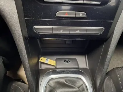 Photo 35 Renault Megane Mégane IV Berline Blue dCi 115 - 21N