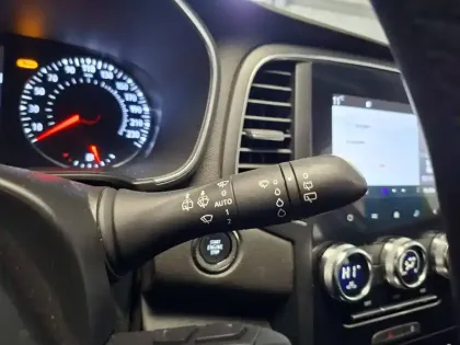 Photo 30 Renault Megane Mégane IV Berline Blue dCi 115 - 21N