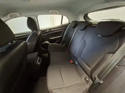 Photo 19 Renault Megane Mégane IV Berline Blue dCi 115 - 21N