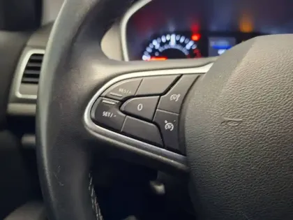 Photo 27 Renault Megane Mégane IV Berline Blue dCi 115 - 21N