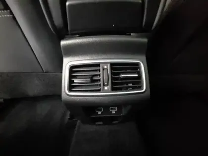 Photo 15 Renault Megane Mégane IV Berline Blue dCi 115 EDC - 21N