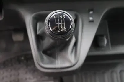 Photo 56 Renault Master  CA TRAC F3500 L2H2 BLUE DCI 150