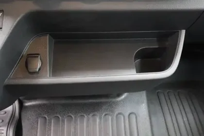 Photo 48 Renault Master  CA TRAC F3500 L2H2 BLUE DCI 150