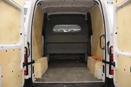 Photo 43 Renault Master  CA TRAC F3500 L2H2 BLUE DCI 150