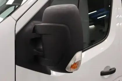 Photo 27 Renault Master  CA TRAC F3500 L2H2 BLUE DCI 150