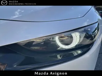 Photo 10 Mazda Mazda3  5 portes 2.0L e-SKYACTIV-X M Hybrid 186 ch BVA6