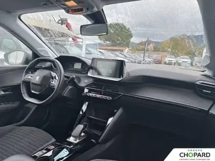 Photo 33 Peugeot 208  Electrique 50 kWh 136ch