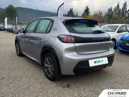 Photo 28 Peugeot 208  Electrique 50 kWh 136ch