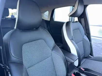 Photo 39 Renault Captur  TCe 90 - 21