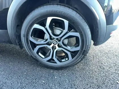 Photo 6 Renault Captur  TCe 90 - 21