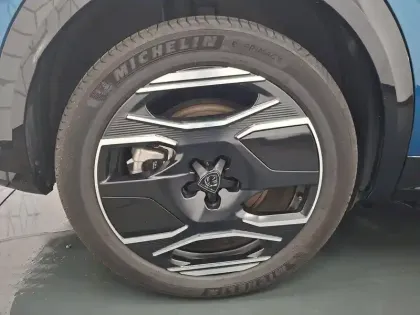 Photo 54 Peugeot 3008  Electrique 210 ch 73 kWh