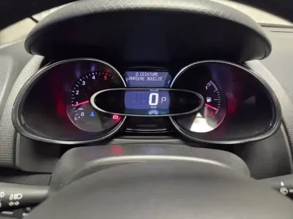 Photo 21 Renault Clio  dCi 90 E6C EDC