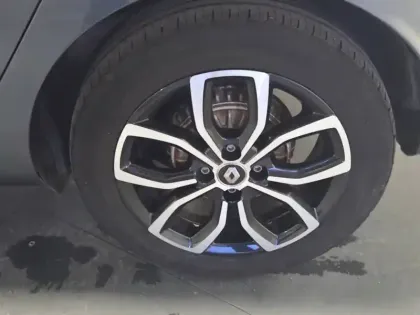 Photo 35 Renault Clio  dCi 90 E6C EDC