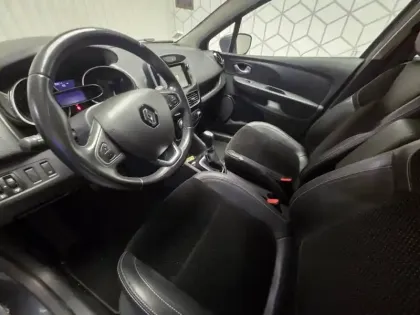 Photo 18 Renault Clio  dCi 90 E6C EDC