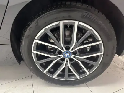 Photo 13 BMW Serie 2 Active Tourer 225e xDrive 245 ch DKG7