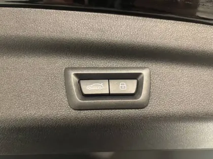 Photo 11 BMW Serie 2 Active Tourer 225e xDrive 245 ch DKG7