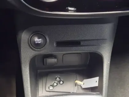 Photo 20 Renault Captur  TCe 150 FAP