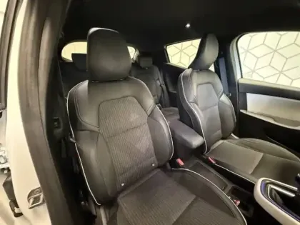 Photo 11 Renault Clio  TCe 90