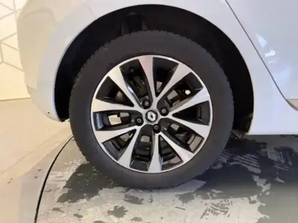 Photo 77 Renault Clio Gén. V (BJA) Ph1 NG Techno 5