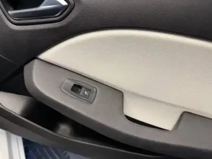 Photo 13 Renault Clio  TCe 90