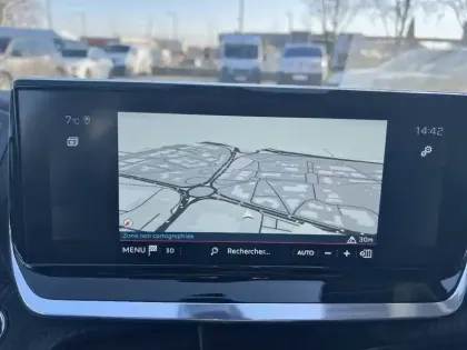 Photo 14 Peugeot 208  PureTech 100 S&S BVM6