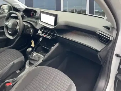 Photo 32 Peugeot 208  PureTech 75 S&S BVM5