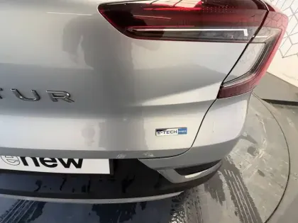 Photo 23 Renault Captur  E-Tech 145 - 21