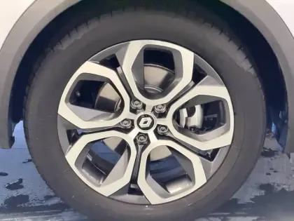 Photo 28 Renault Captur  E-Tech 145 - 21