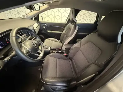 Photo 9 Renault Captur  E-Tech 145 - 21