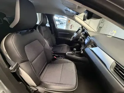 Photo 11 Renault Captur  E-Tech 145 - 21