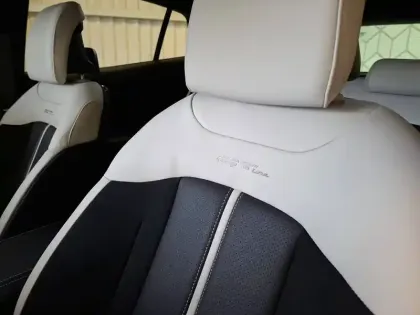 Photo 24 Kia Sportage  Hybride 239 ch BVA6