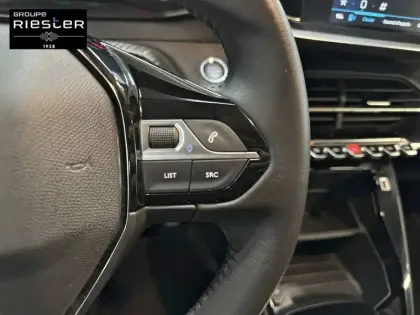 Photo 20 Peugeot 208  Electrique 50 kWh 136ch