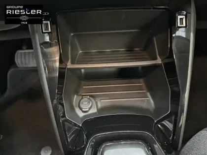 Photo 22 Peugeot 208  Electrique 50 kWh 136ch