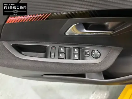 Photo 14 Peugeot 208  Electrique 50 kWh 136ch