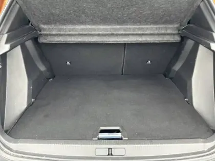 Photo 5 Peugeot 2008  Electrique 136 ch