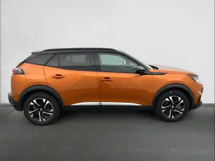 Photo 28 Peugeot 2008  Electrique 136 ch