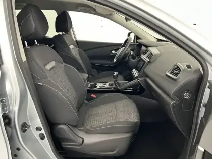 Photo 13 Renault Kadjar  TCe 140 FAP