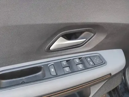 Photo 39 Dacia Sandero  ECO-G 100 GSR2