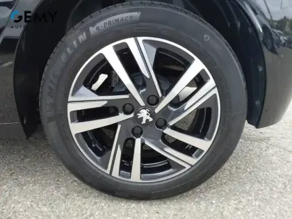 Photo 10 Peugeot 208  PureTech 100 S&S BVM6