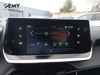 Photo 14 Peugeot 208  PureTech 100 S&S BVM6