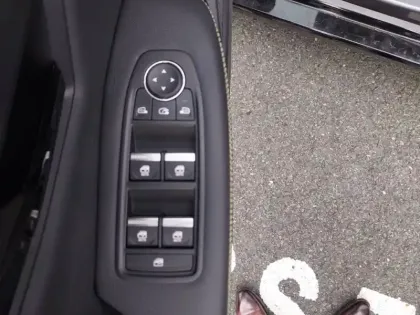 Photo 16 Renault Megane  E-Tech 220 ch autonomie confort GSR2