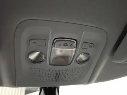 Photo 36 Peugeot 2008  BlueHDi 100ch S&S BVM5