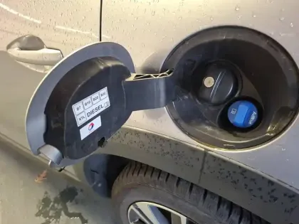 Photo 16 Peugeot 2008  BlueHDi 100ch S&S BVM5