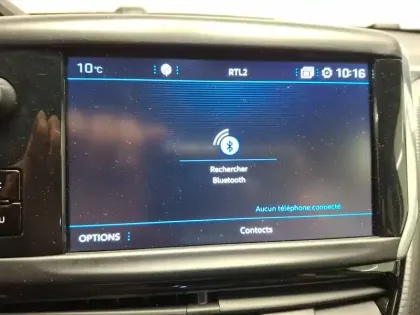 Photo 30 Peugeot 2008  BlueHDi 100ch S&S BVM5