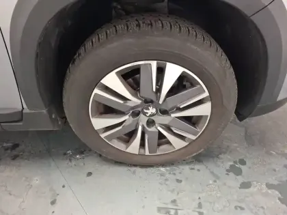 Photo 14 Peugeot 2008  BlueHDi 100ch S&S BVM5