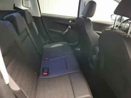 Photo 12 Peugeot 2008  BlueHDi 100ch S&S BVM5