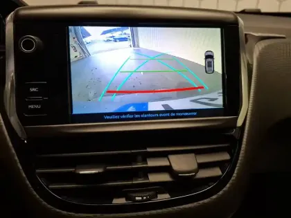 Photo 37 Peugeot 2008  BlueHDi 100ch S&S BVM5