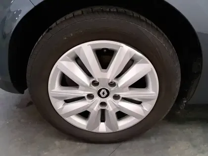 Photo 13 Renault Megane Mégane IV Berline Blue dCi 115 - 21N